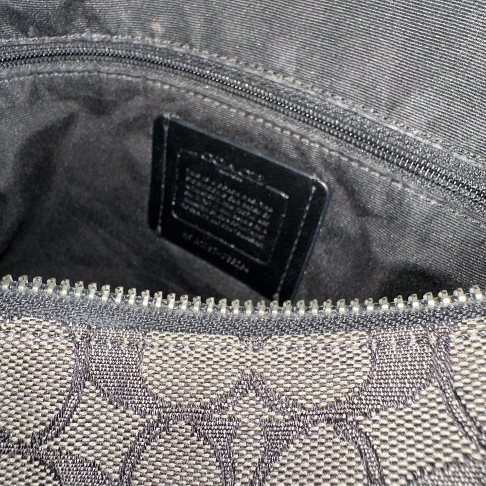Coach Black and Gray Signature Shoulder Bag - Picture 4 of 4